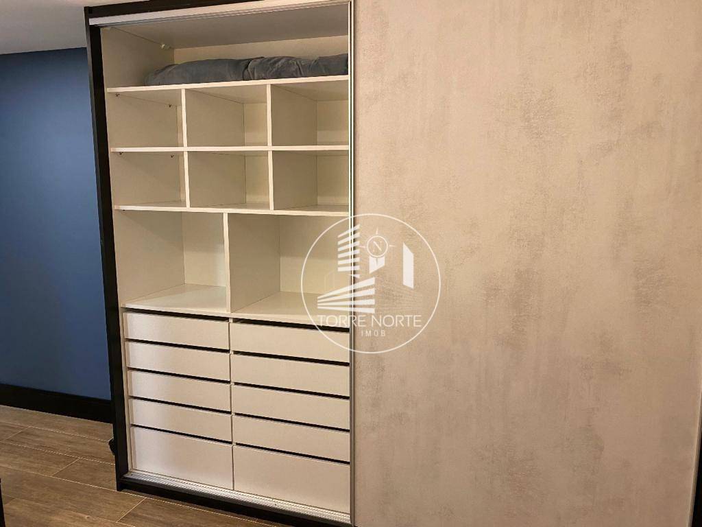 Apartamento à venda com 1 quarto, 47m² - Foto 15