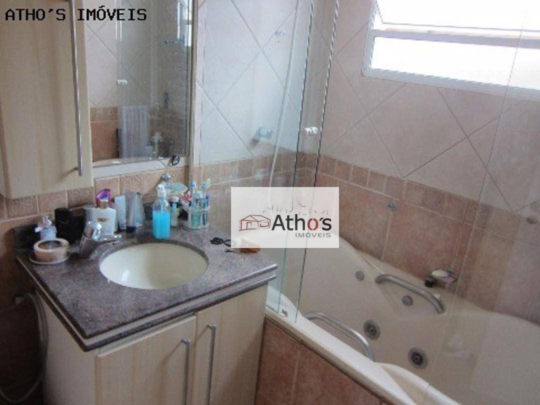 Sobrado à venda com 4 quartos, 155m² - Foto 4