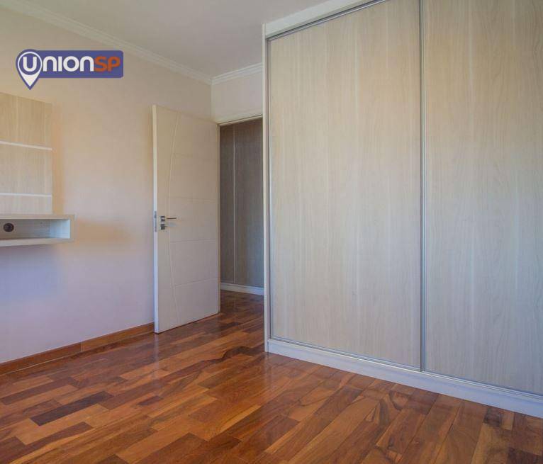 Apartamento à venda com 3 quartos, 143m² - Foto 4