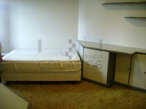 Apartamento para alugar com 4 quartos, 325m² - Foto 7