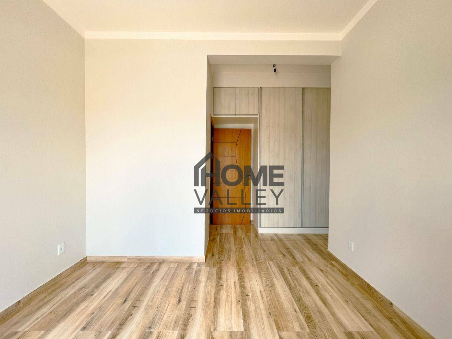 Casa à venda com 3 quartos, 190m² - Foto 3