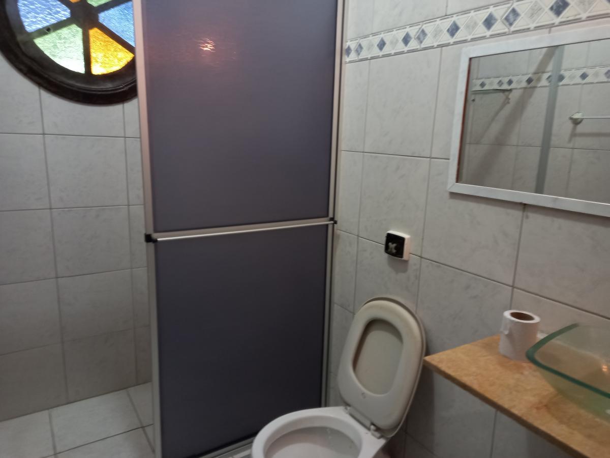 Casa à venda com 2 quartos, 330m² - Foto 14