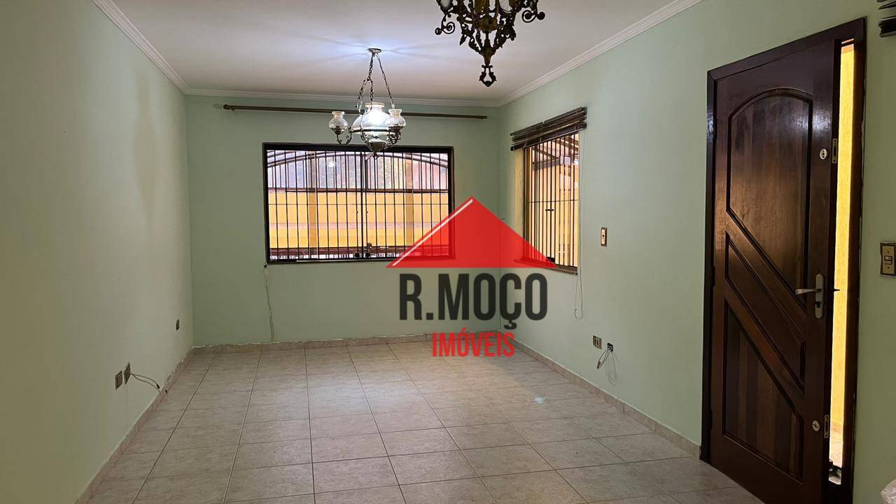 Sobrado para alugar com 3 quartos, 120m² - Foto 1