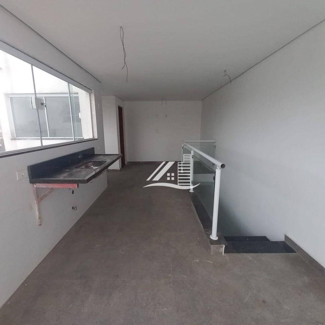 Cobertura à venda com 3 quartos, 140m² - Foto 3