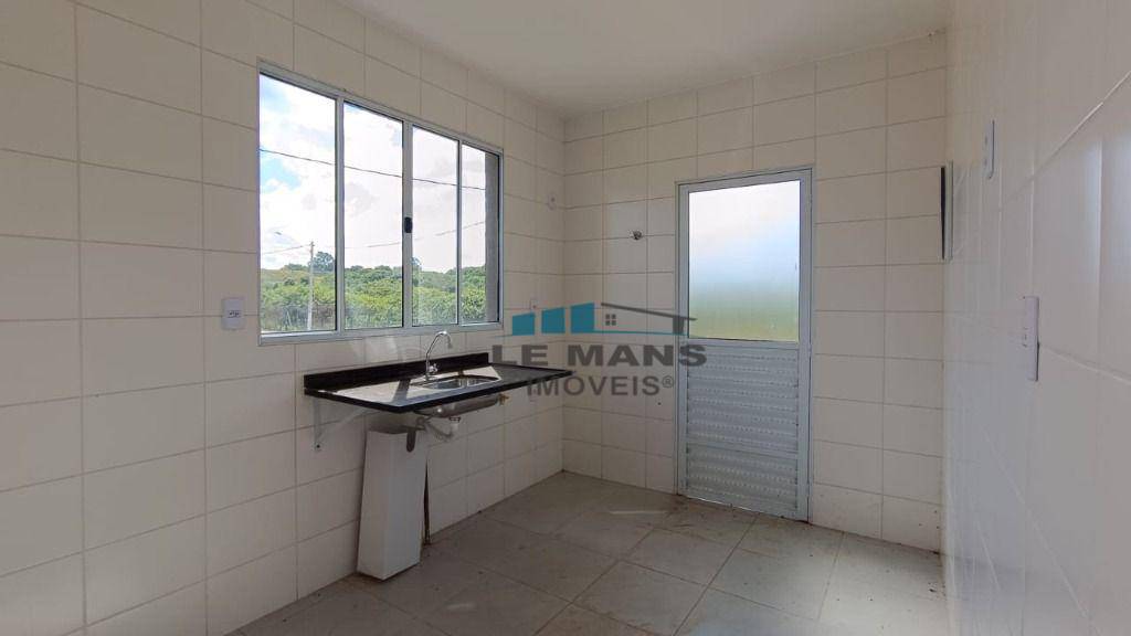 Casa de Condomínio à venda com 2 quartos, 60m² - Foto 4