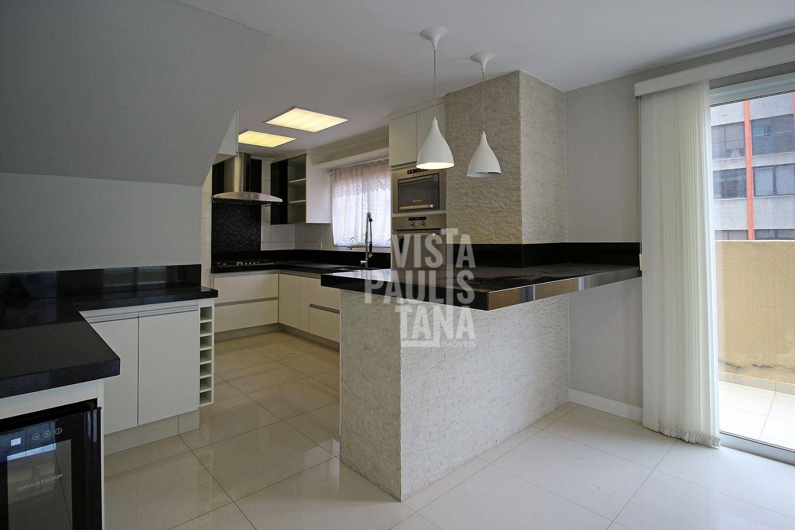 Apartamento à venda com 3 quartos, 137m² - Foto 4