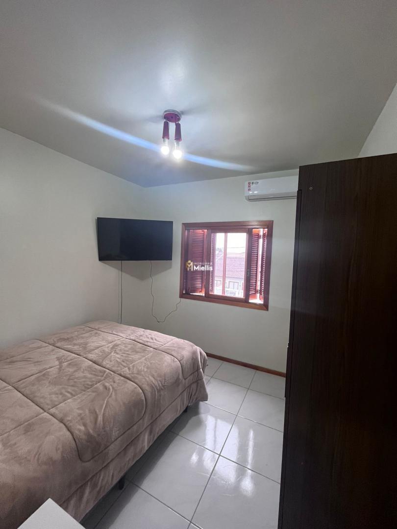 Casa à venda com 2 quartos, 70m² - Foto 13