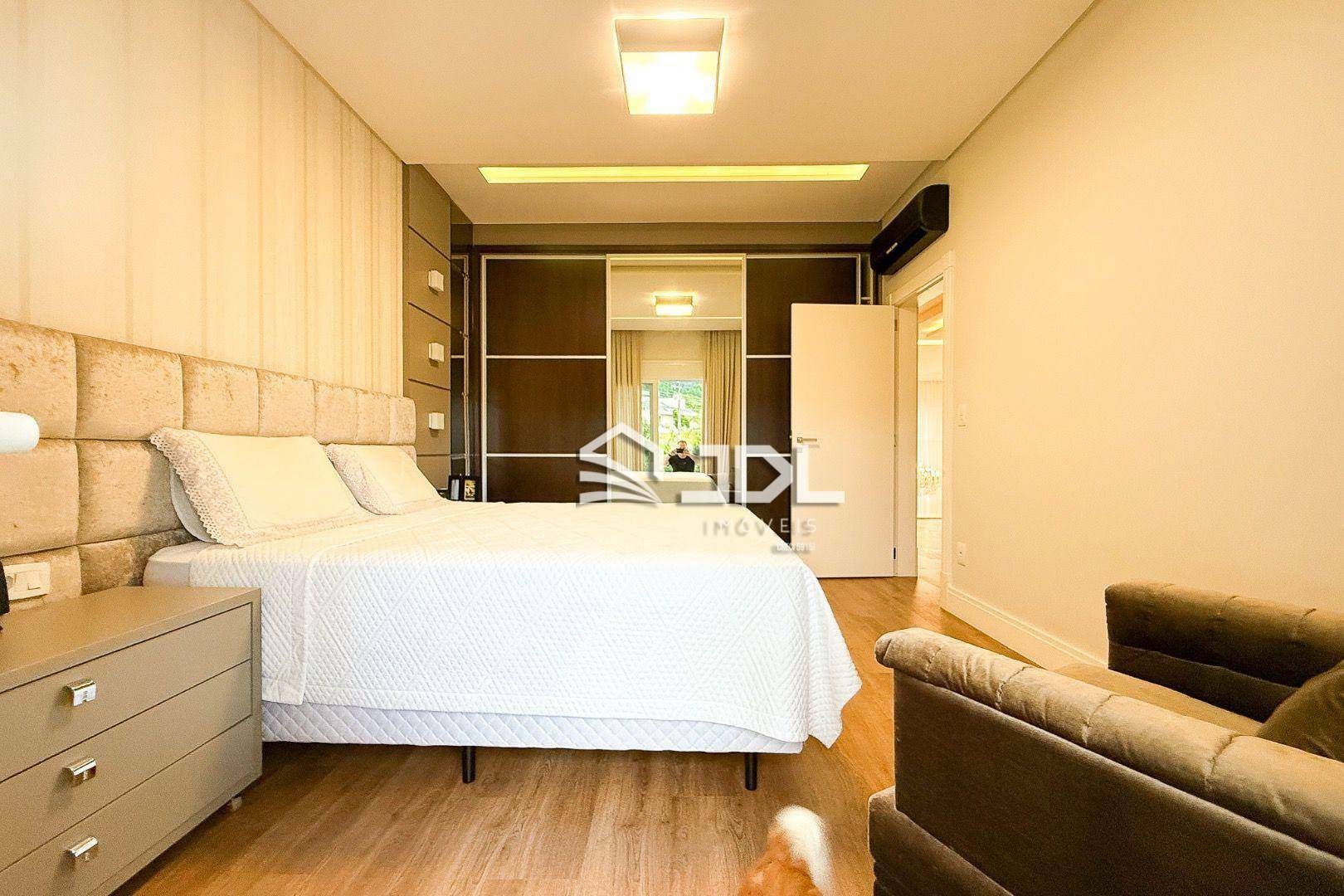 Casa de Condomínio à venda com 3 quartos, 356M2 - Foto 27