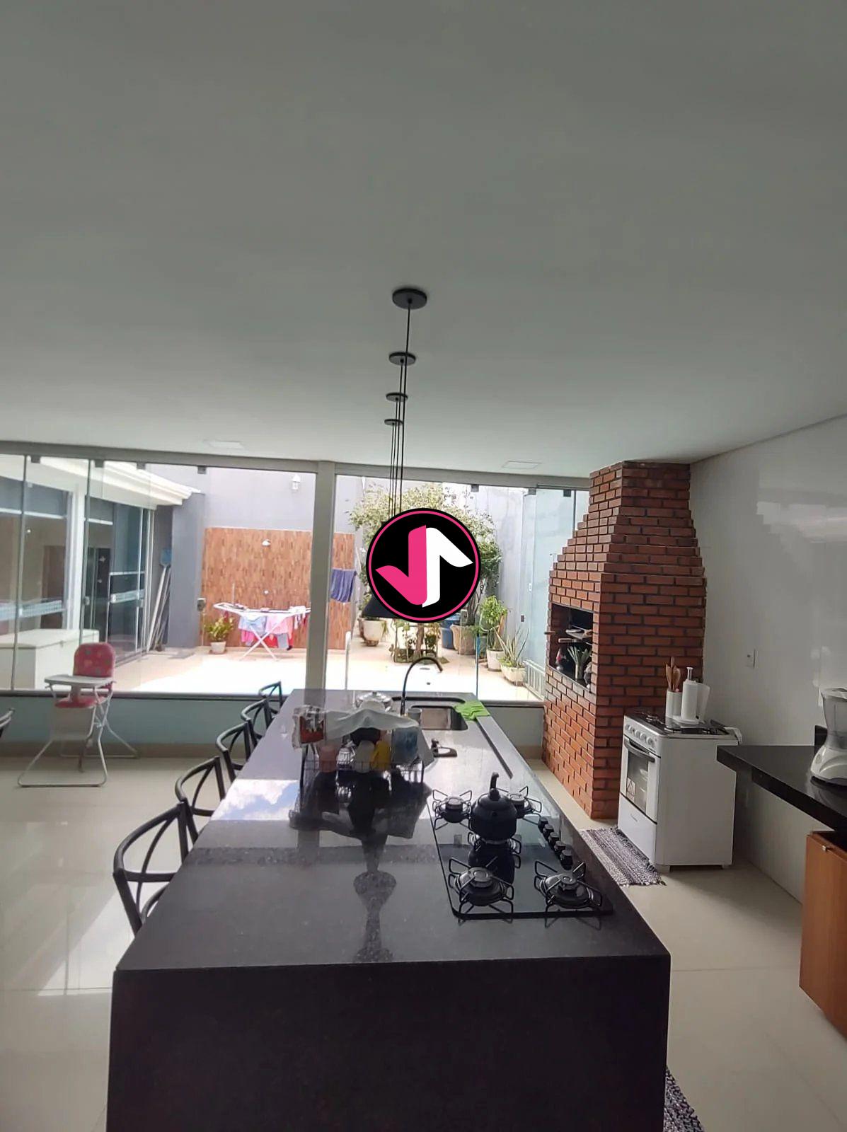 Casa à venda com 5 quartos, 359m² - Foto 10