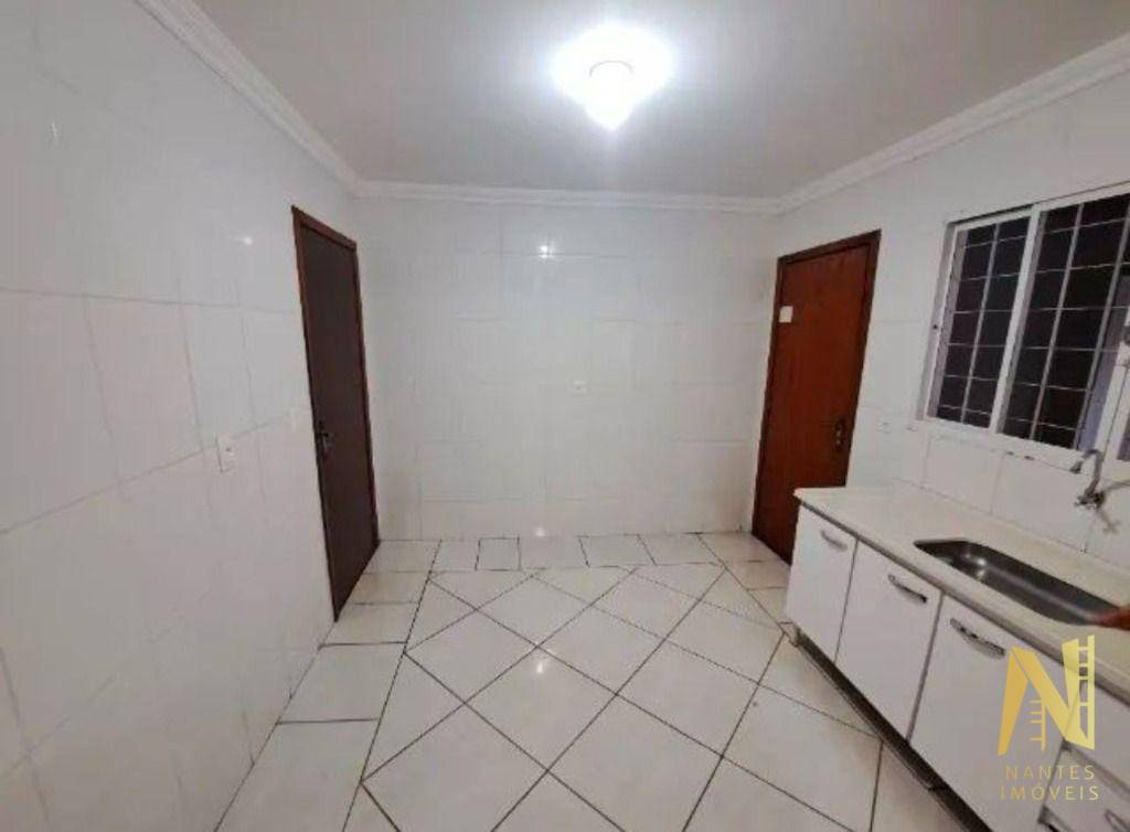 Casa à venda com 3 quartos, 175m² - Foto 7