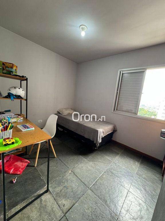 Apartamento à venda com 3 quartos, 77m² - Foto 4