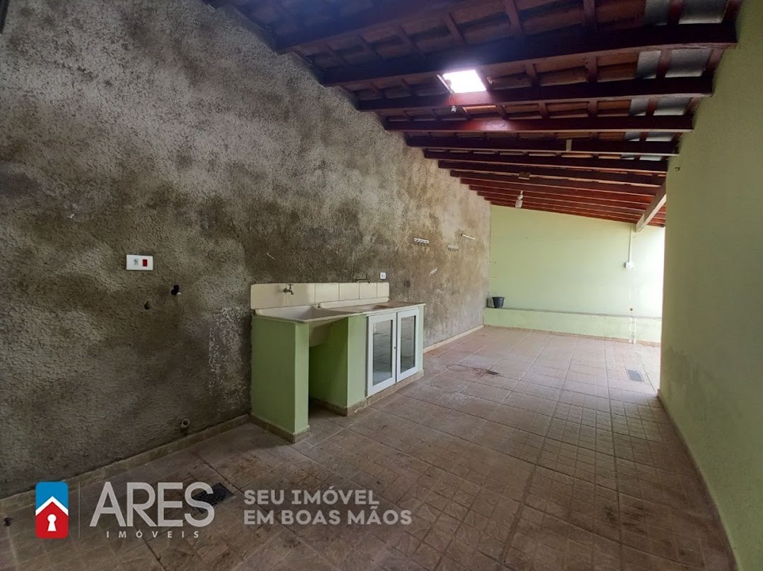 Casa para alugar com 3 quartos, 201m² - Foto 15