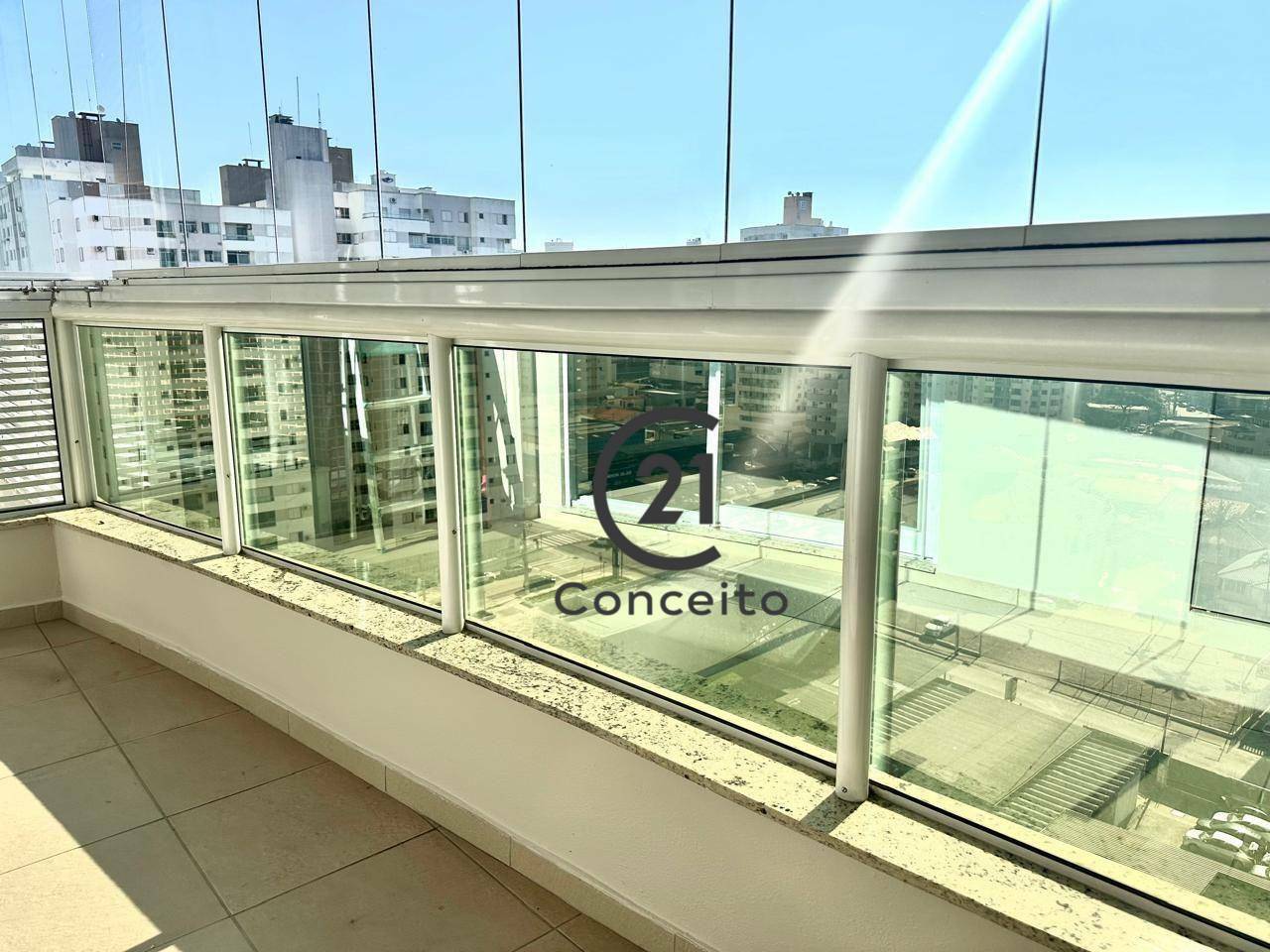 Apartamento para alugar com 3 quartos, 100m² - Foto 5