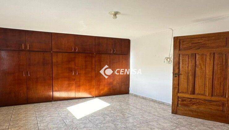 Casa à venda e aluguel com 3 quartos, 180m² - Foto 8