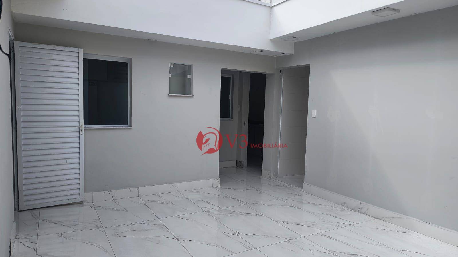 Casa para alugar com 4 quartos, 270m² - Foto 19