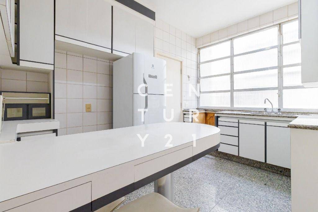 Apartamento à venda com 3 quartos, 153m² - Foto 11