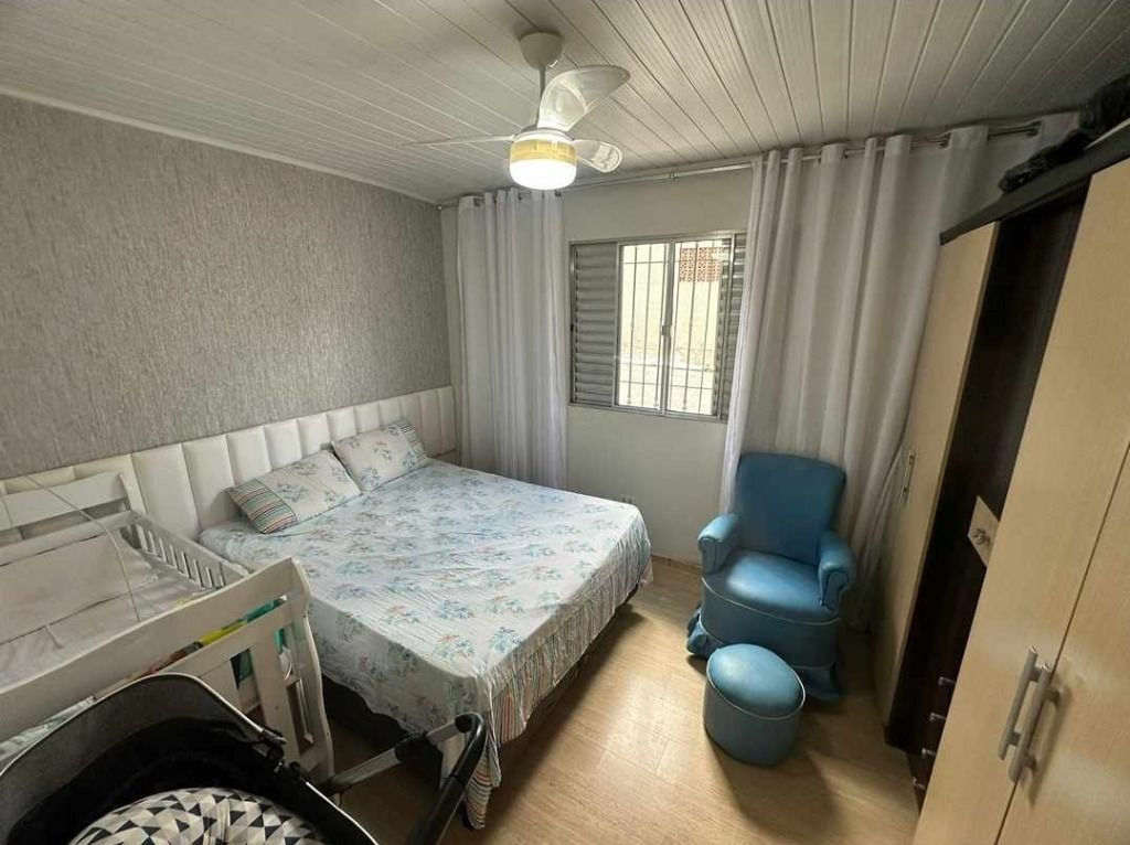 Casa à venda com 3 quartos, 90m² - Foto 18