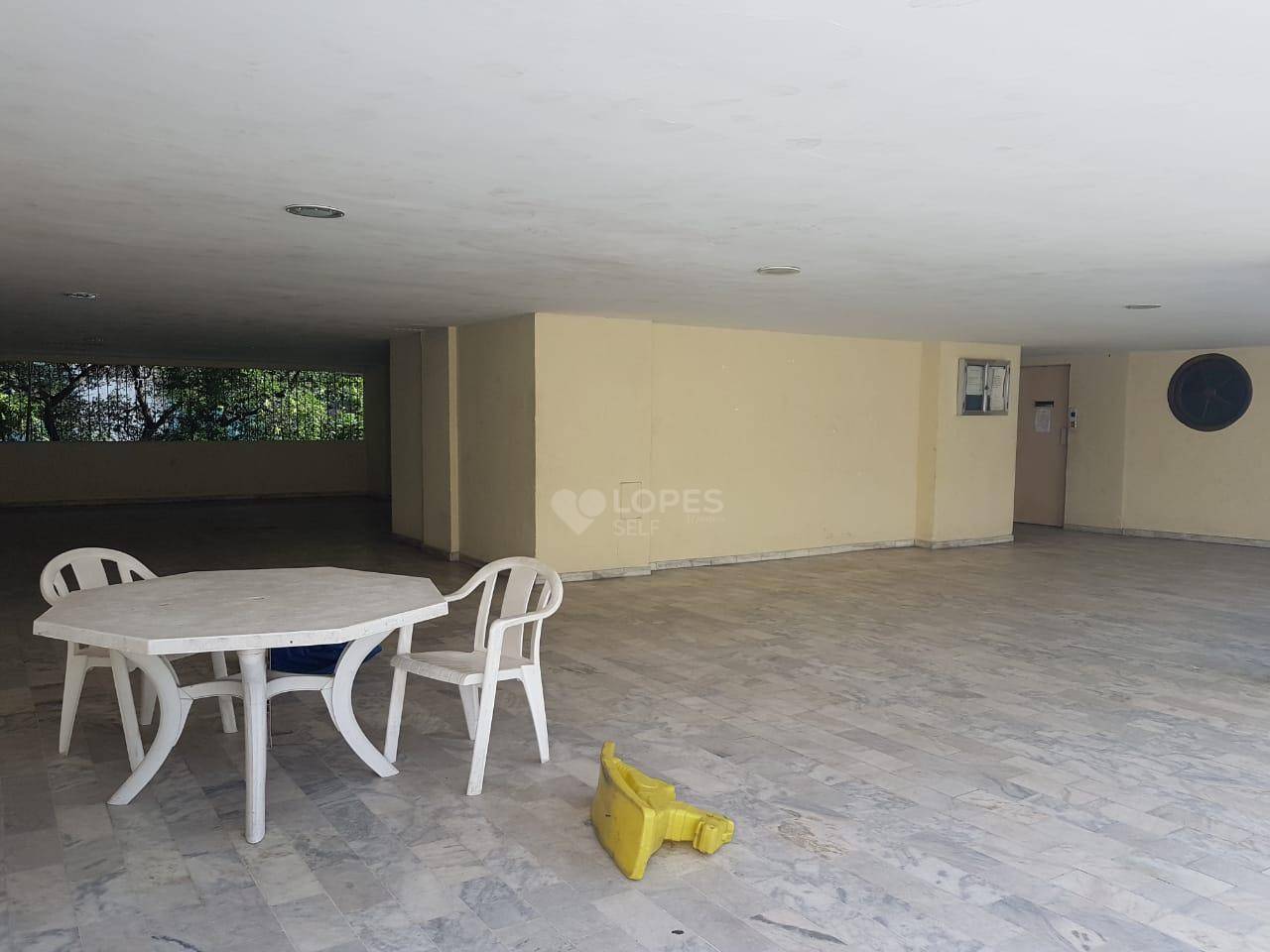 Apartamento à venda com 2 quartos, 82m² - Foto 13