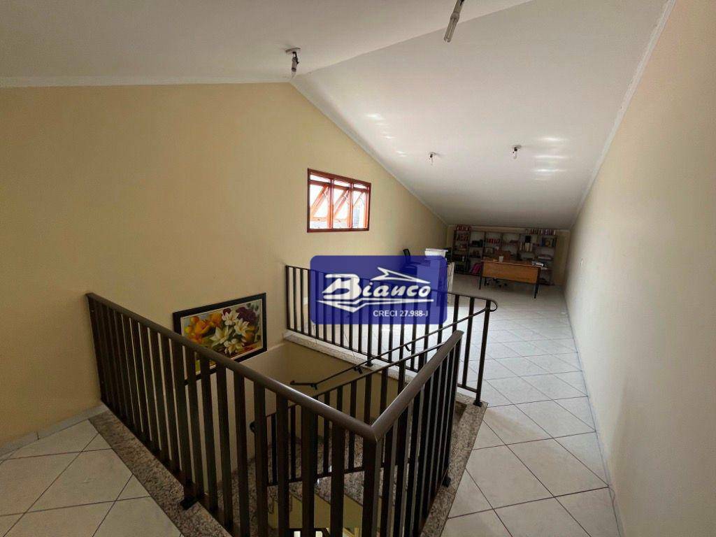 Sobrado à venda com 3 quartos, 132m² - Foto 18