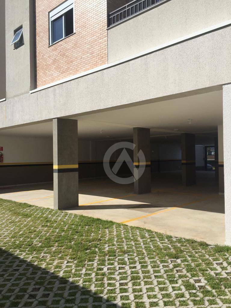 Apartamento à venda com 2 quartos, 60m² - Foto 5