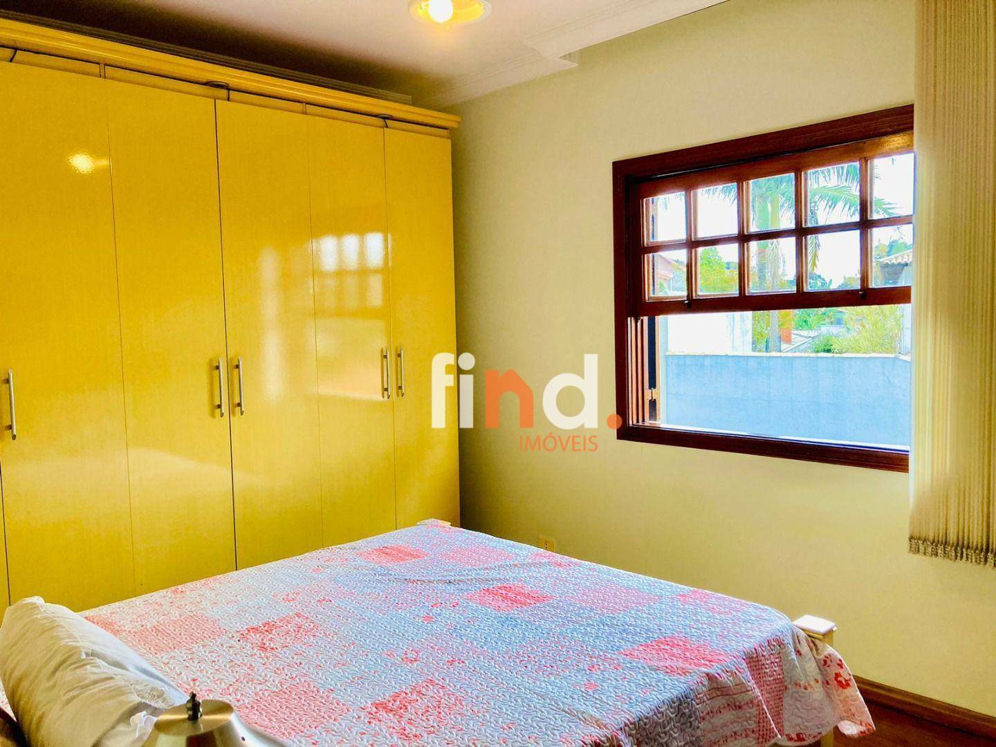 Casa de Condomínio à venda com 3 quartos, 257m² - Foto 9