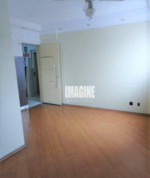 Apartamento à venda com 2 quartos, 44m² - Foto 2