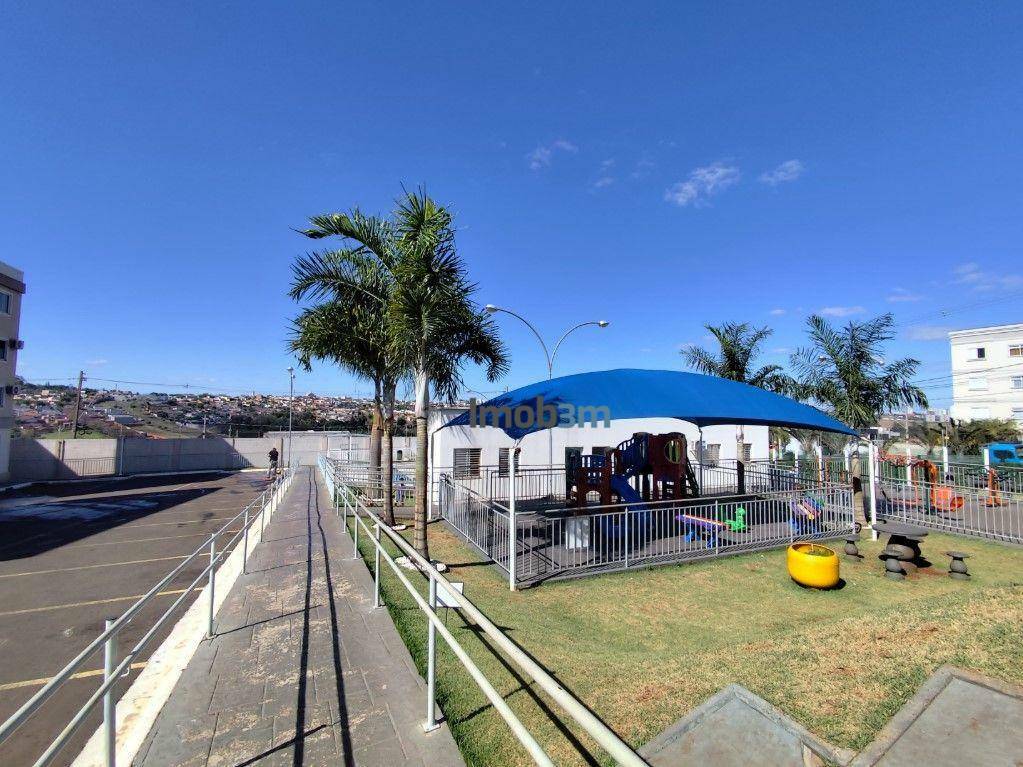 Apartamento à venda com 2 quartos, 41m² - Foto 14