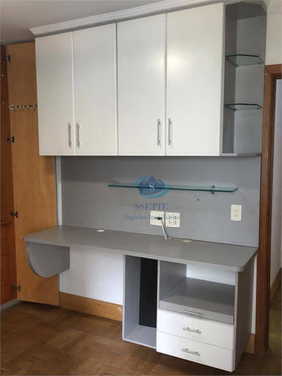 Apartamento à venda com 3 quartos, 130m² - Foto 27