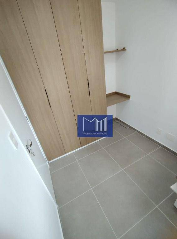 Apartamento à venda com 2 quartos, 72m² - Foto 7