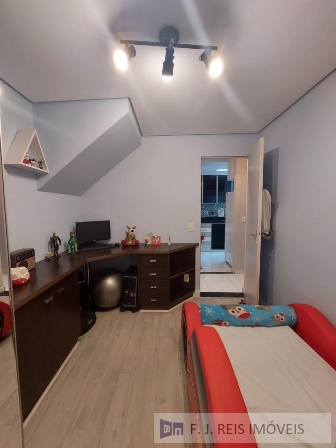 Apartamento à venda com 3 quartos, 105m² - Foto 19