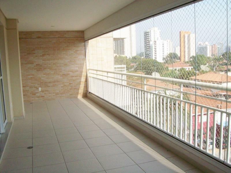 Apartamento à venda com 3 quartos, 156m² - Foto 2