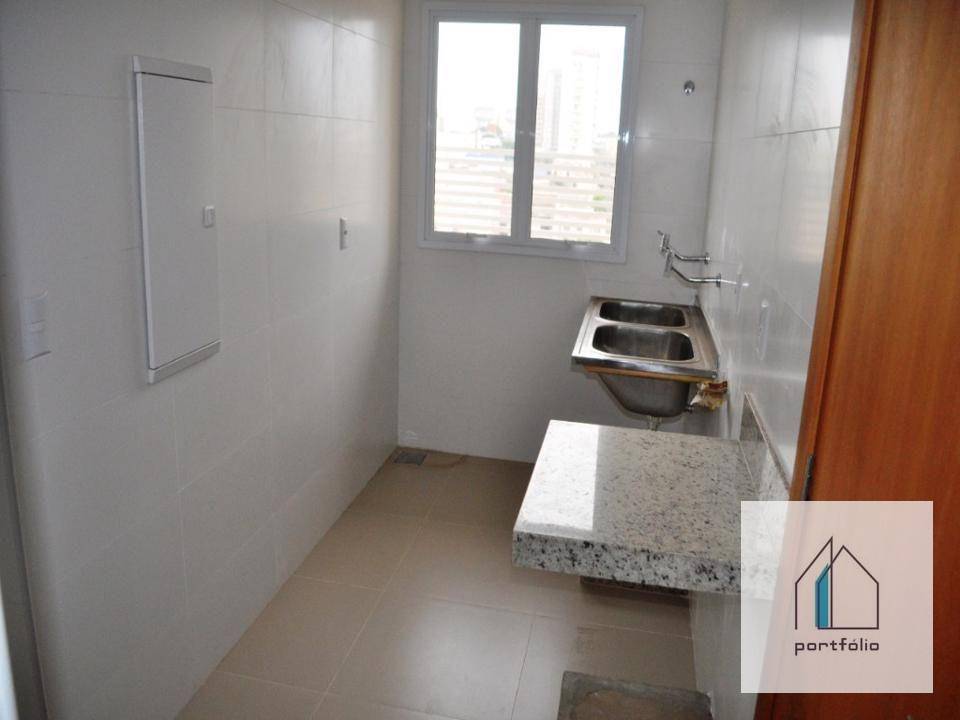 Apartamento à venda com 4 quartos, 175m² - Foto 8