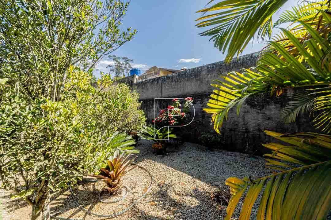 Casa à venda com 6 quartos, 420m² - Foto 37