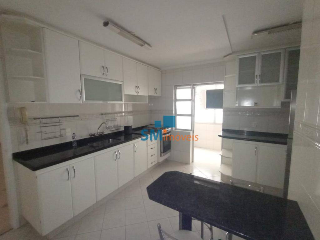 Apartamento para alugar com 4 quartos, 110m² - Foto 3