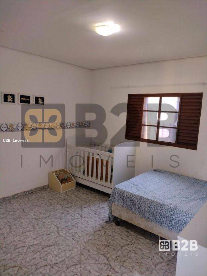 Casa à venda com 3 quartos, 156m² - Foto 11
