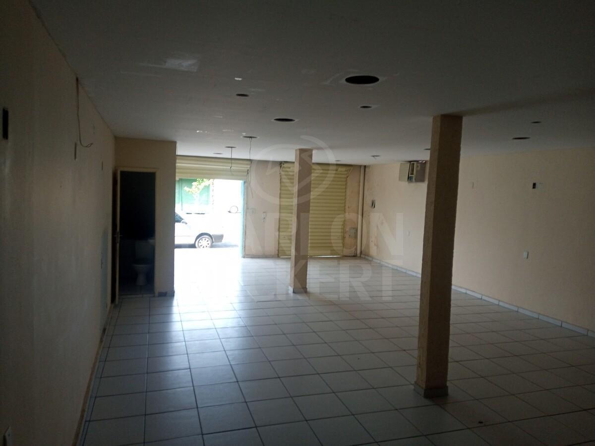 Prédio Inteiro à venda com 6 quartos, 300m² - Foto 4