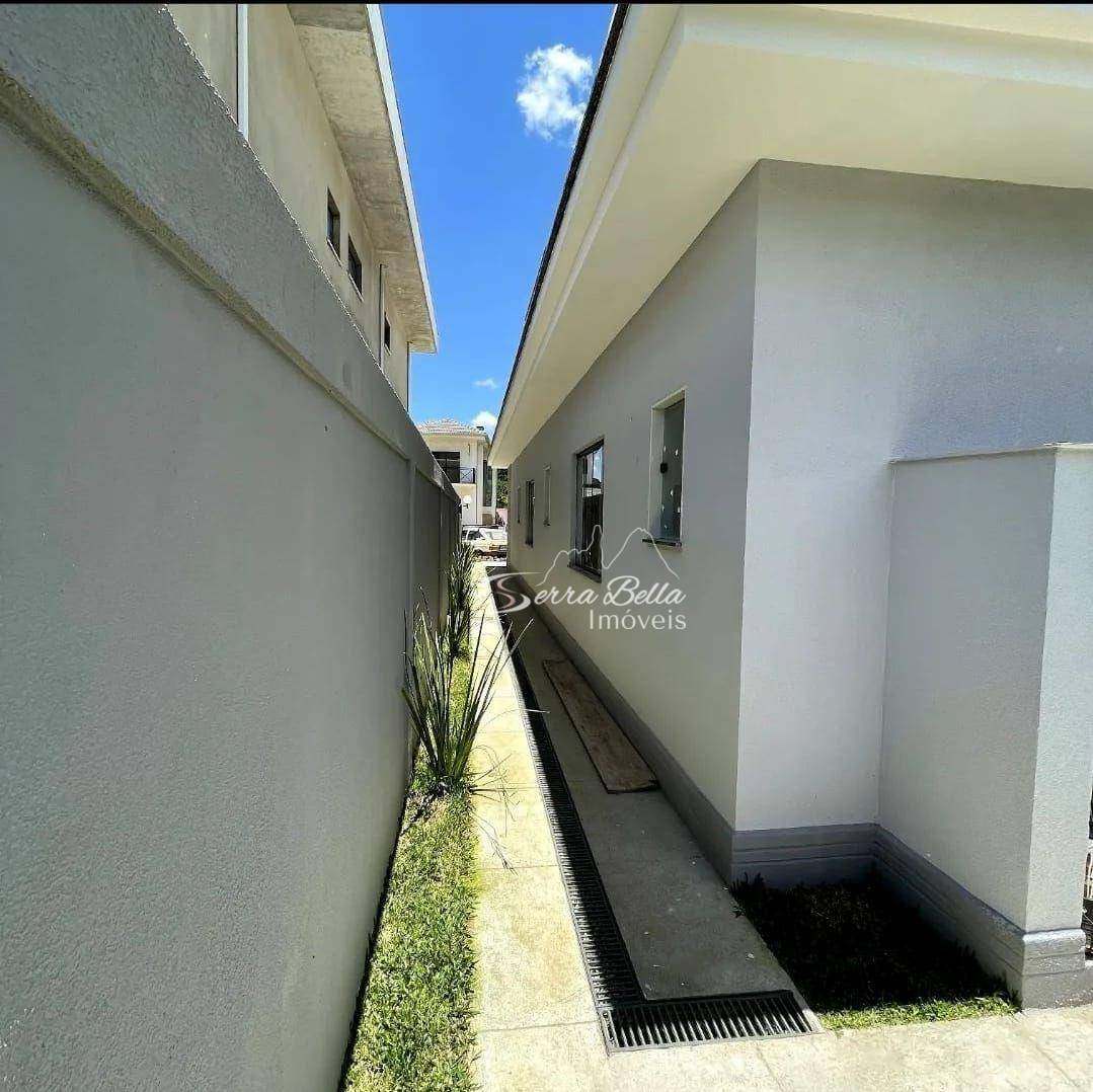 Casa de Condomínio à venda com 3 quartos, 220m² - Foto 5