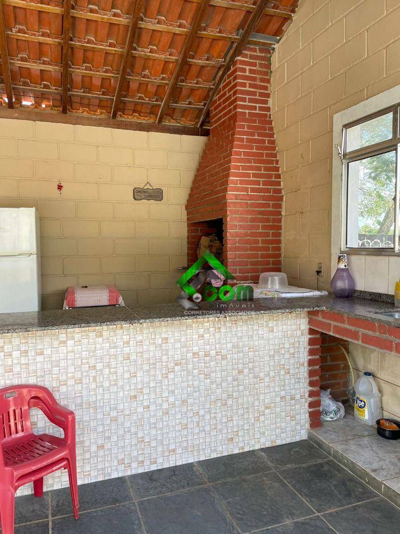 Chácara à venda com 3 quartos, 260m² - Foto 4