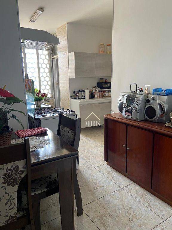 Apartamento à venda com 2 quartos, 110m² - Foto 9