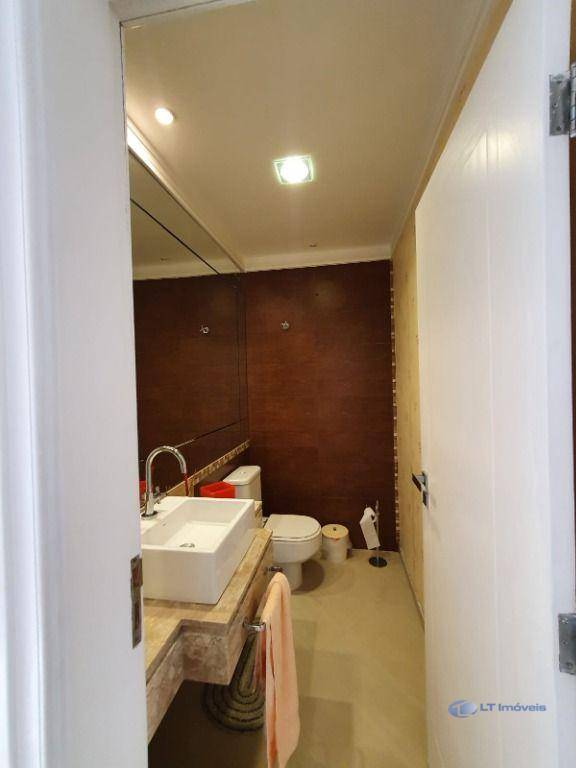 Casa à venda com 7 quartos, 760m² - Foto 15