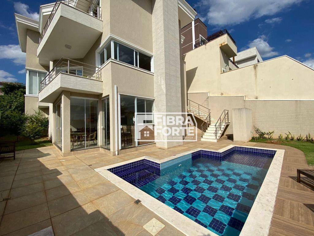 Casa de Condomínio para alugar com 5 quartos, 350m² - Foto 1