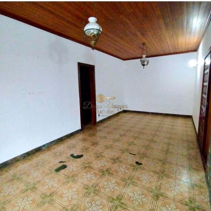 Casa à venda com 2 quartos, 2000m² - Foto 10