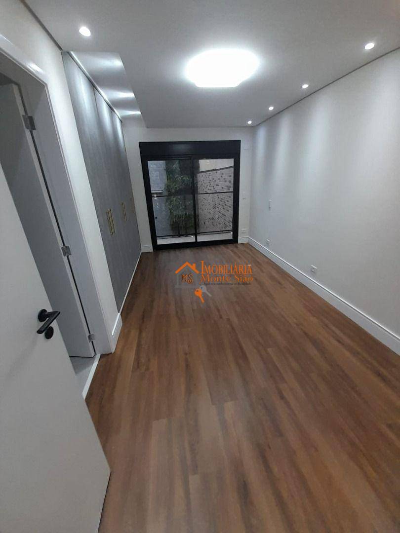 Sobrado à venda com 3 quartos, 358m² - Foto 12