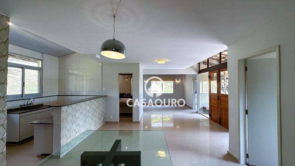 Casa de Condomínio à venda com 5 quartos, 325m² - Foto 14