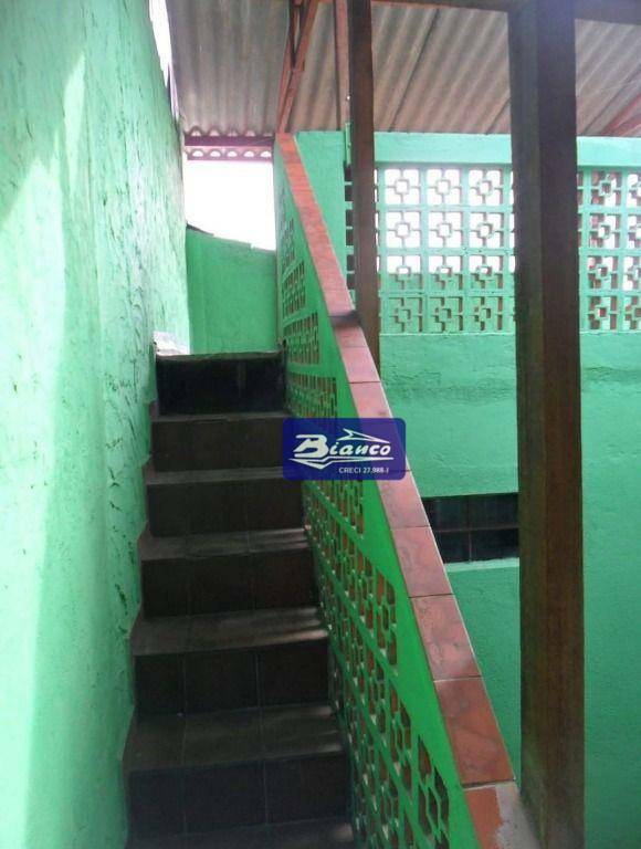 Casa à venda com 4 quartos, 105m² - Foto 6