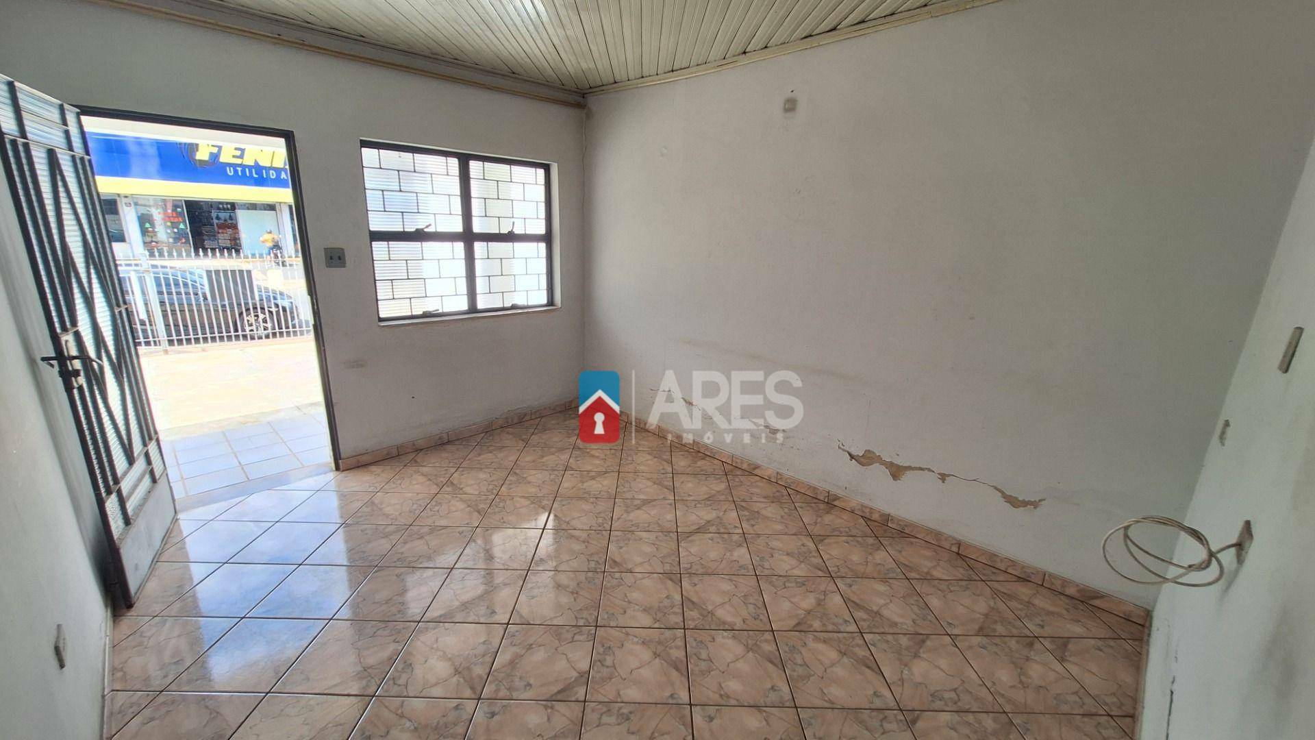 Casa à venda com 3 quartos, 157m² - Foto 4