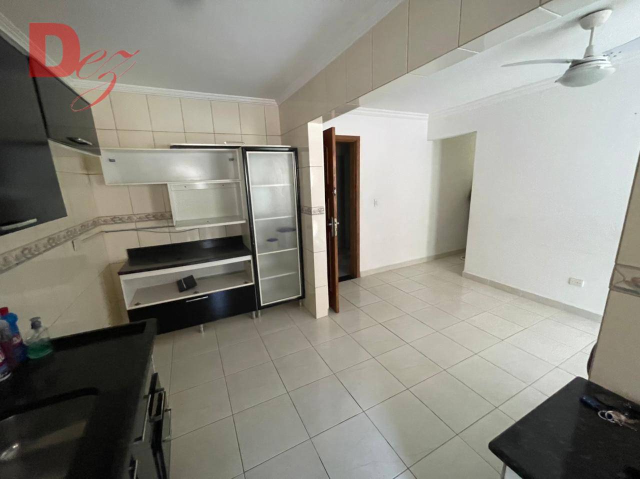 Apartamento à venda com 2 quartos, 69m² - Foto 3