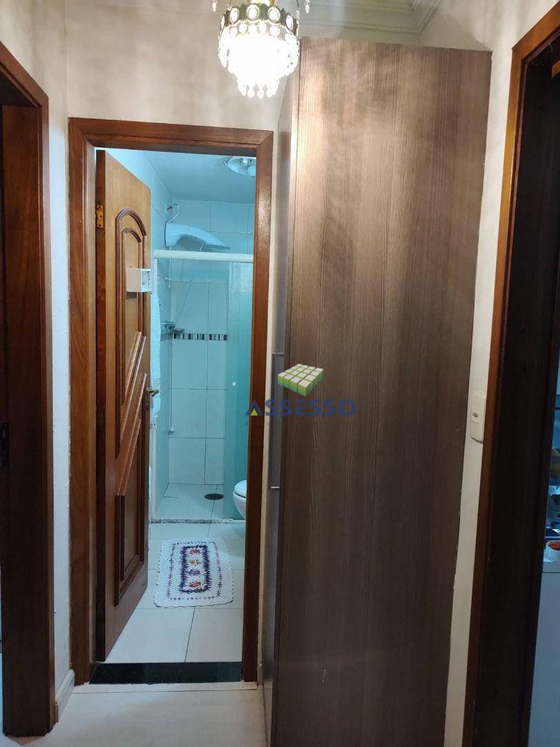 Apartamento à venda com 2 quartos, 57m² - Foto 9