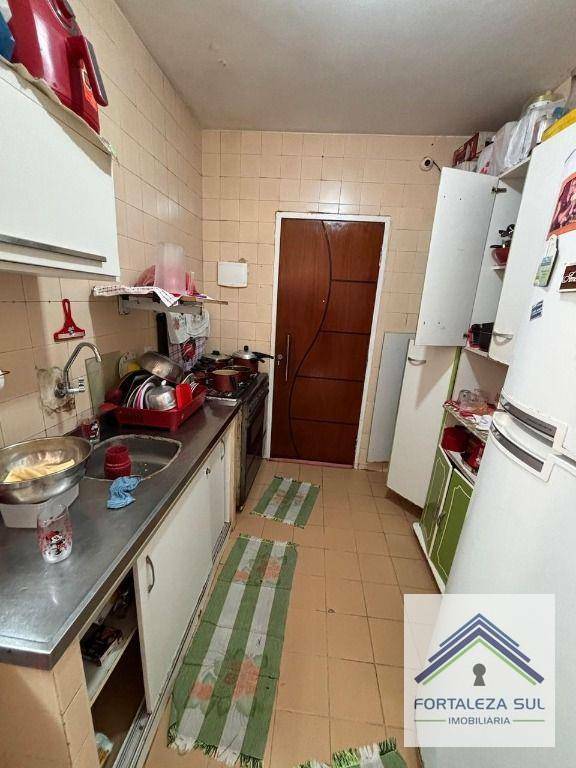 Apartamento à venda com 3 quartos, 95m² - Foto 19