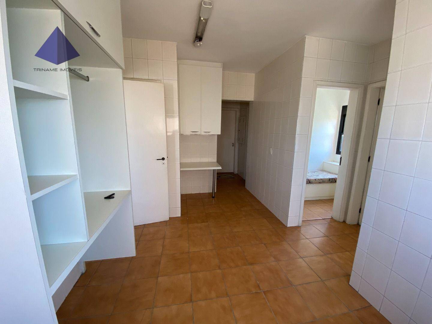 Apartamento à venda com 4 quartos, 274m² - Foto 12